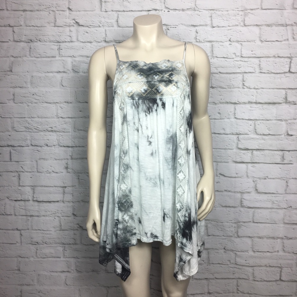Mystree Tie Dye Lace Cutout Tunic Top Straps Large